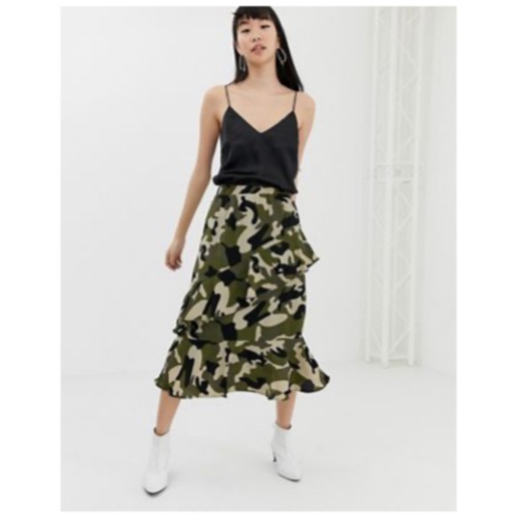 ASOS Black Green & Khaki Camo Midi Asymmetrical Tiered Ruffle Warp Skirt Sz L - Picture 7 of 14